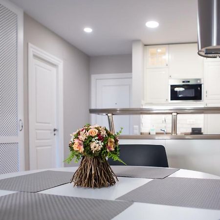 Beachfront Apartment In Fuengirola New Exterior foto