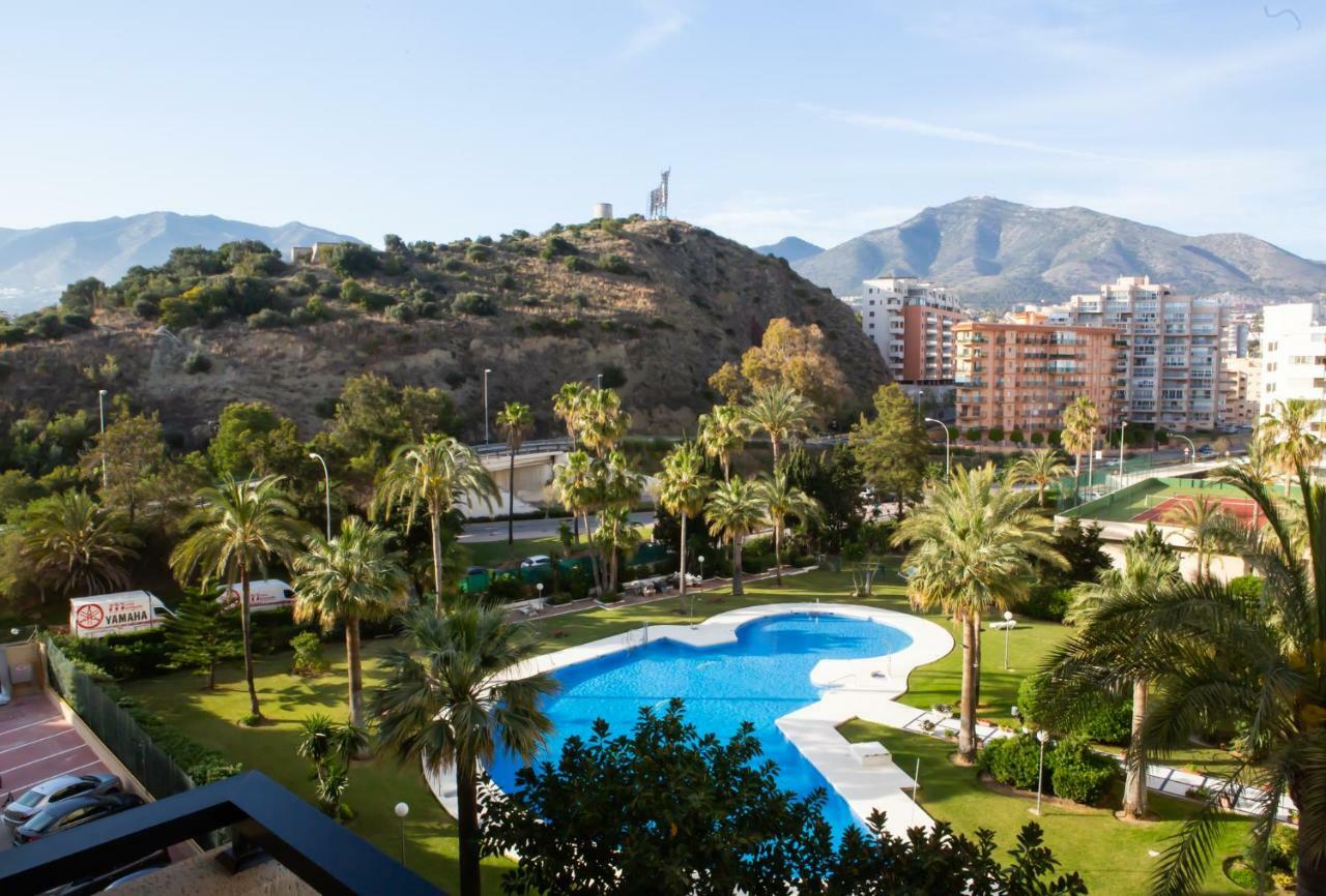 Beachfront Apartment In Fuengirola New Exterior foto