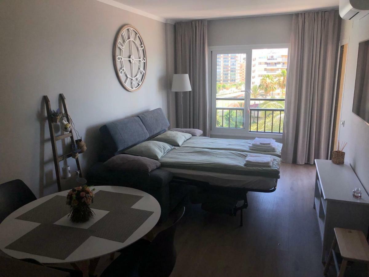 Beachfront Apartment In Fuengirola New Exterior foto